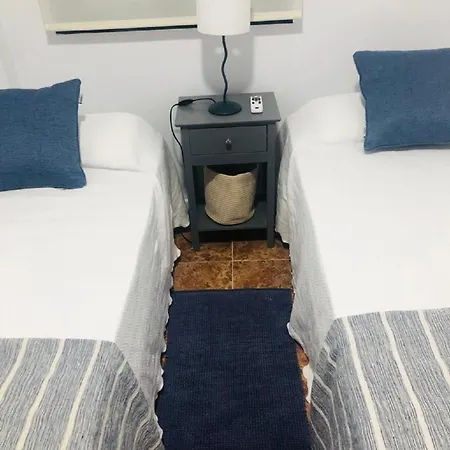Vivienda Centrica Con Salida Directa A Las Playas * Chiclana de la Frontera